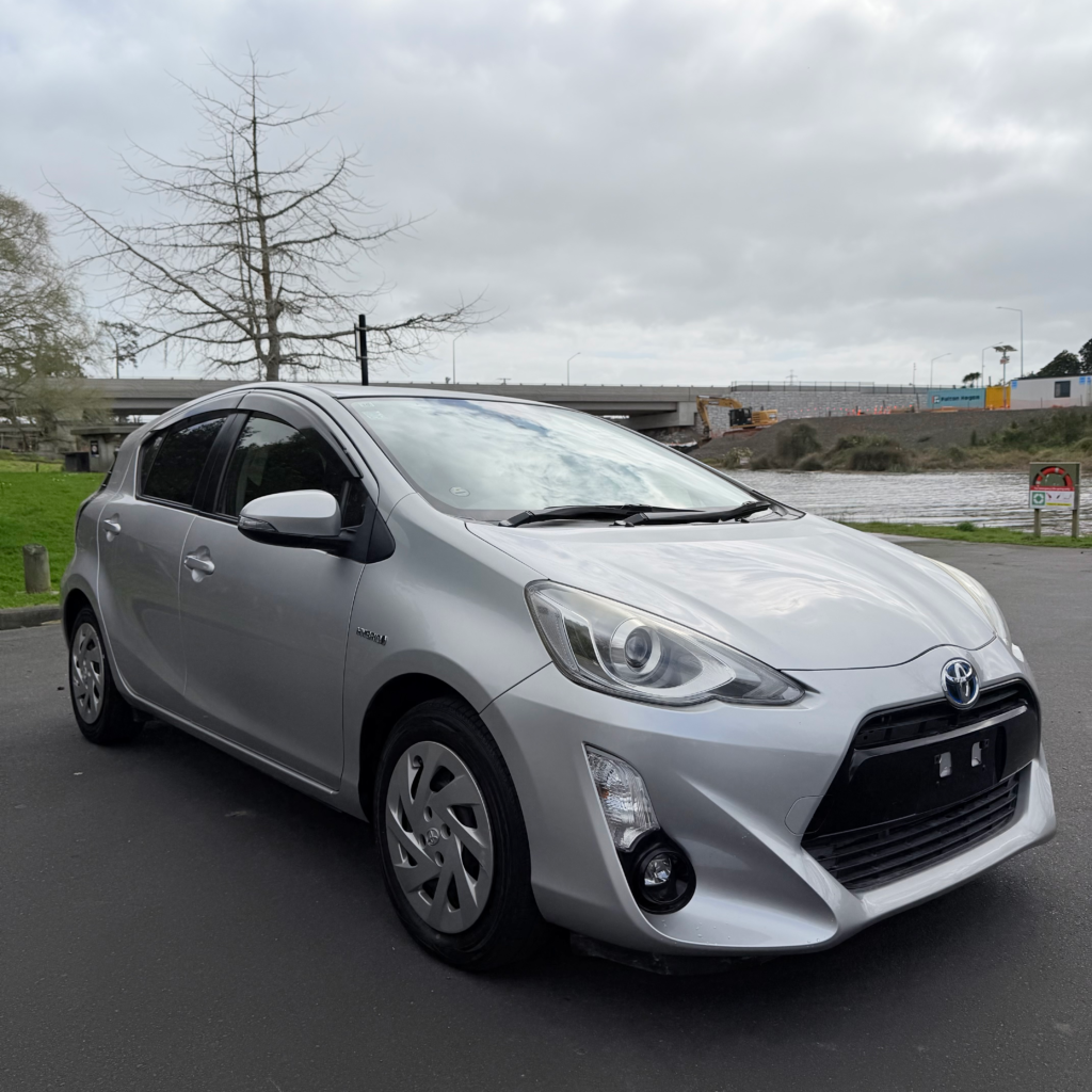 2016 TOYOTA AQUA G