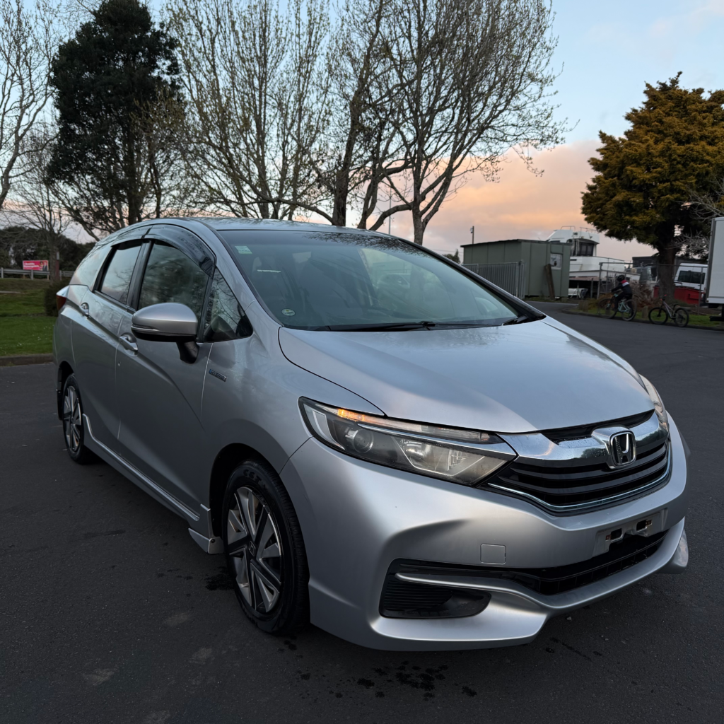 2015 Honda Fit Shuttle Hybrid 1.5L